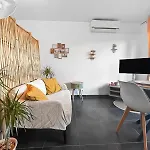 Apartament Fabron Et De Luxe Avec Piscine Nicea