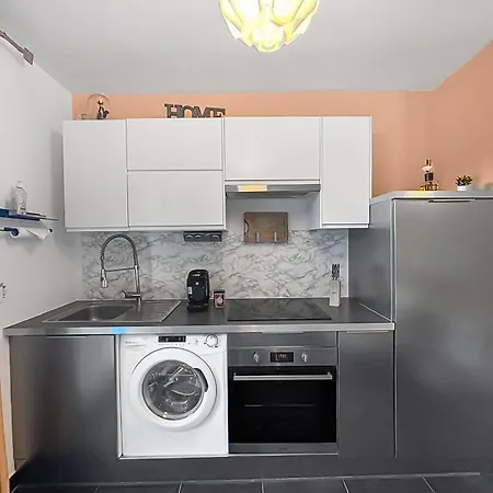 Daire Fabron Et De Luxe Avec Piscine Nice