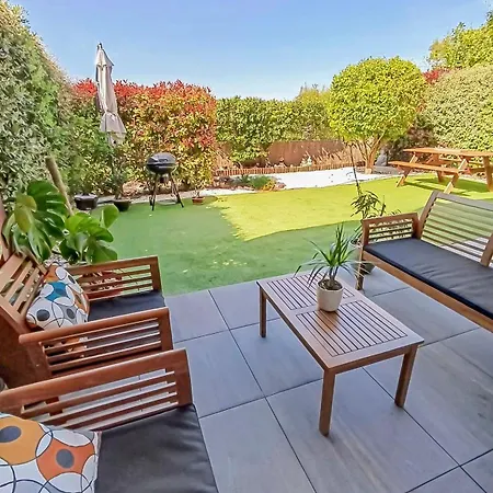 Διαμέρισμα Fabron Et De Luxe Avec Piscine