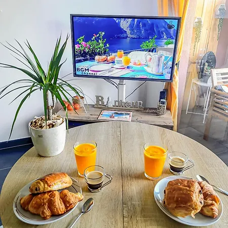 Fabron Et De Luxe Avec Piscine